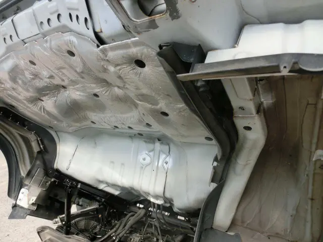 いすゞ エルフ TKG-NPS85AN(4WD)の写真18