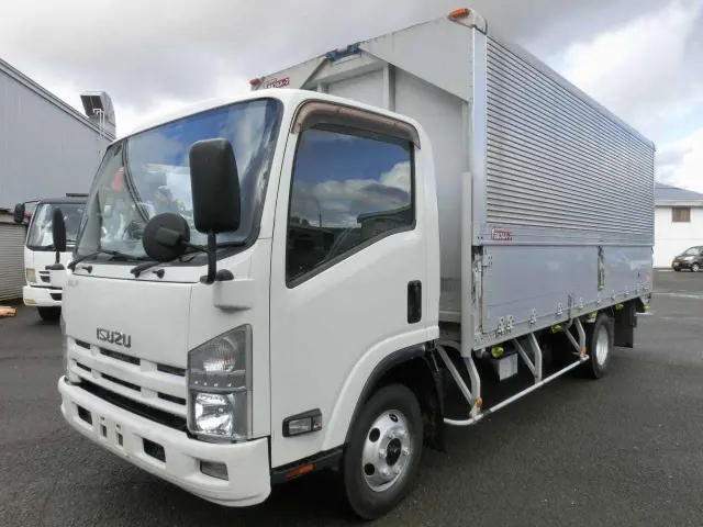 いすゞ エルフ TDG-NPS85AN(4WD)の写真1