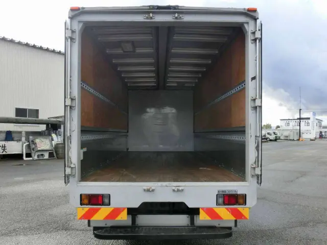 いすゞ エルフ TDG-NPS85AN(4WD)の写真7