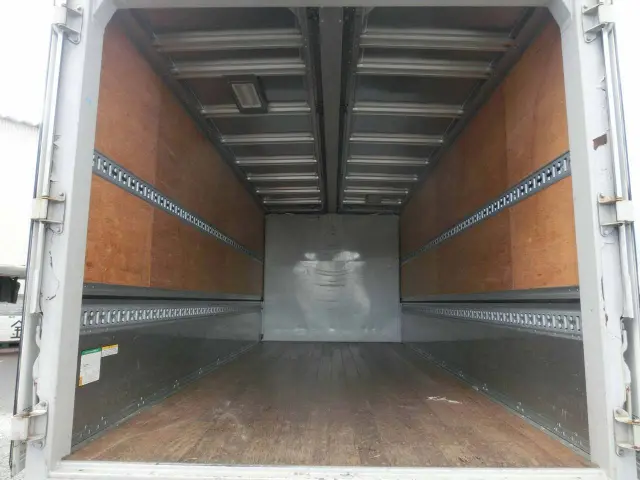 いすゞ エルフ TDG-NPS85AN(4WD)の写真8