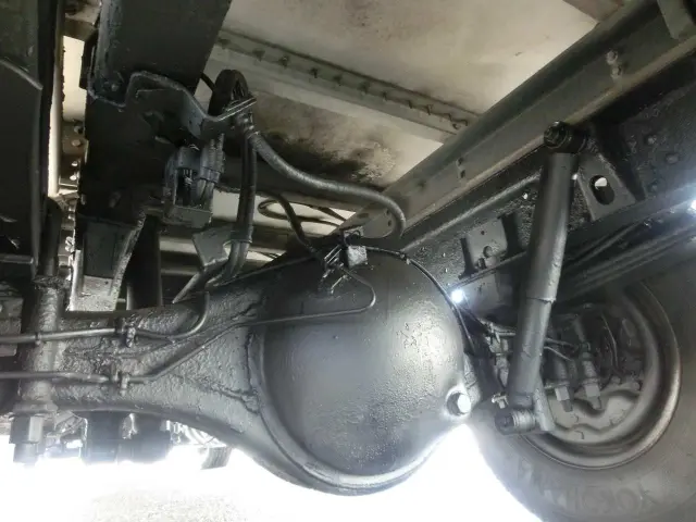 いすゞ エルフ TDG-NPS85AN(4WD)の写真15