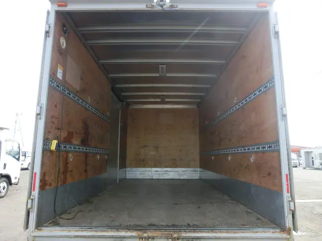 いすゞ エルフ TKG-NPS85AN(4WD)の写真8