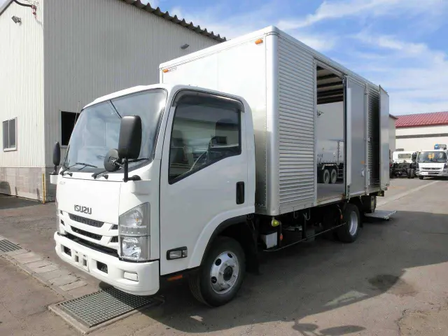いすゞ エルフ TKG-NPS85AN(4WD)の写真10