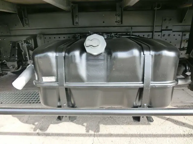 いすゞ エルフ TKG-NPS85AN(4WD)の写真16