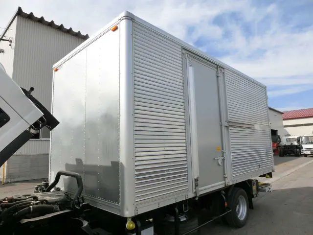 いすゞ エルフ TKG-NPS85AN(4WD)の写真17