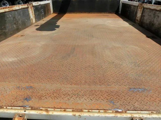 いすゞ エルフ TDG-NPS85AR(4WD)の写真8