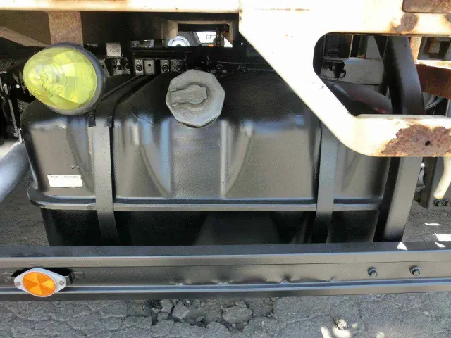 いすゞ エルフ TDG-NPS85AR(4WD)の写真13