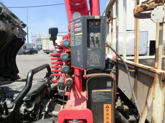 いすゞ エルフ TDG-NPS85AR(4WD)の写真16