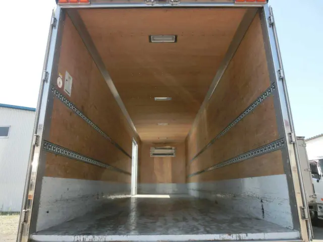 日野 プロフィア 2PG-FS1AHG(6x4)の写真8