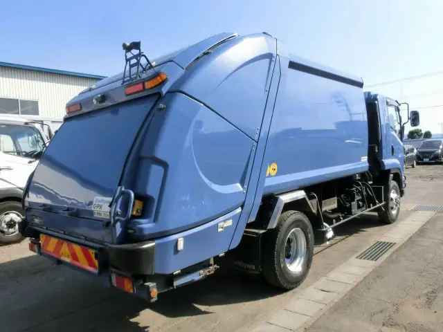 いすゞ フォワード SDG-FRS90S1(4WD)の写真6