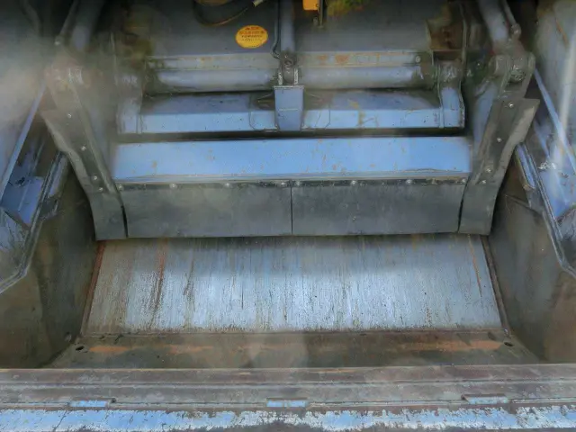 いすゞ フォワード SDG-FRS90S1(4WD)の写真9