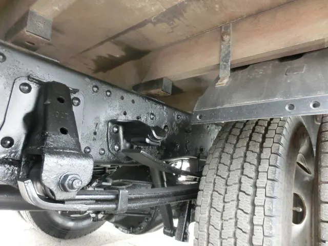 いすゞ エルフ TKG-NPS85AR(4WD)の写真10