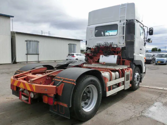 日野 プロフィア QPG-SH1EDDG(2WD)の写真6