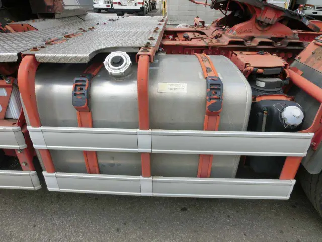 日野 プロフィア QPG-SH1EDDG(2WD)の写真12