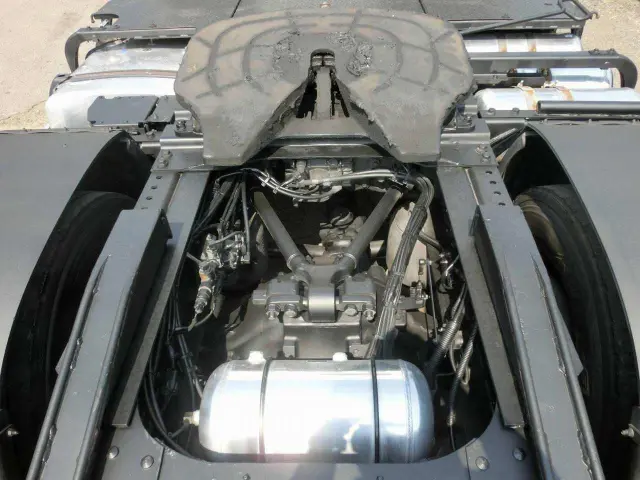 日野 プロフィア QPG-SH1EDDG(2WD)の写真7