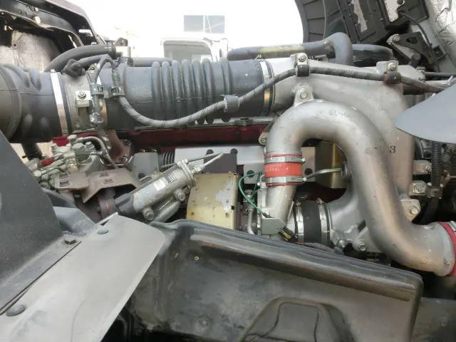 日野 プロフィア QPG-SH1EDDG(2WD)の写真20