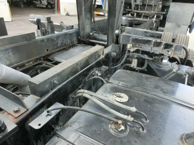 日野 プロフィア 2DG-FS1AGA(6x4)の写真14