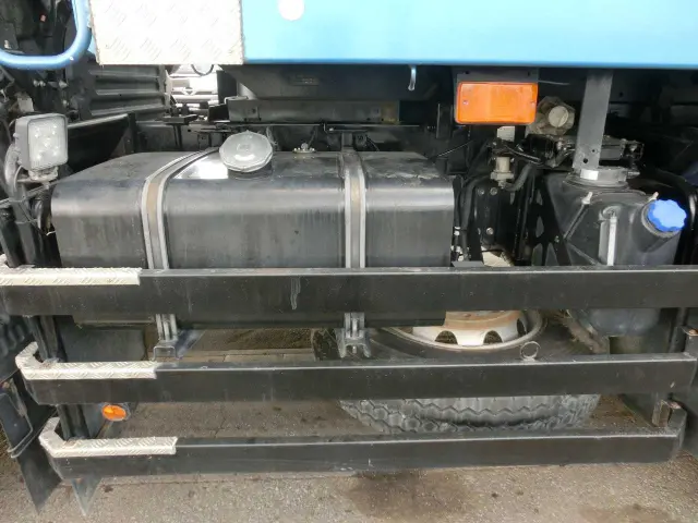 日野 プロフィア 2DG-FS1AGA(6x4)の写真18