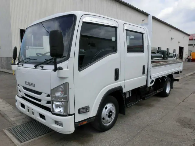 いすゞ エルフ TRG-NPR85AR(2WD)の写真1