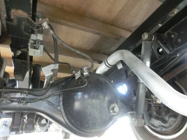 いすゞ エルフ TKG-NPR85AN(2WD)の写真13