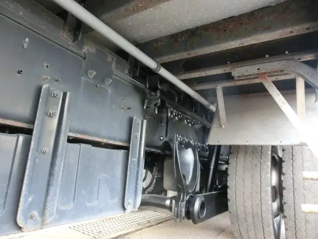 日野 プロフィア PK-FQ1EWWG(6x4)の写真12