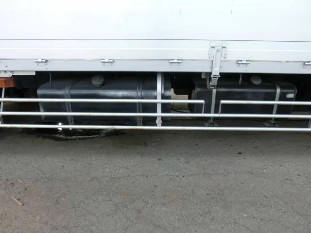 日野 プロフィア PK-FQ1EWWG(6x4)の写真15