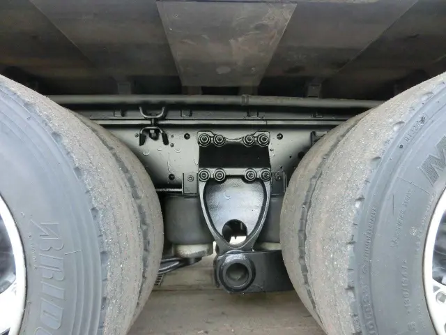 日野 プロフィア PK-FQ1EWWG(6x4)の写真16