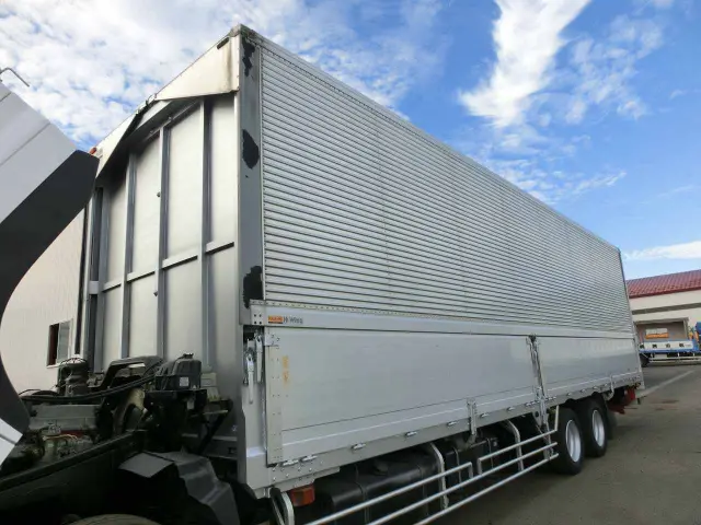 日野 プロフィア PK-FQ1EWWG(6x4)の写真17