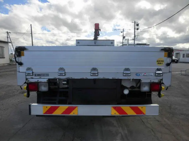 いすゞ フォワード LKG-FTR34S2(2WD)の写真5