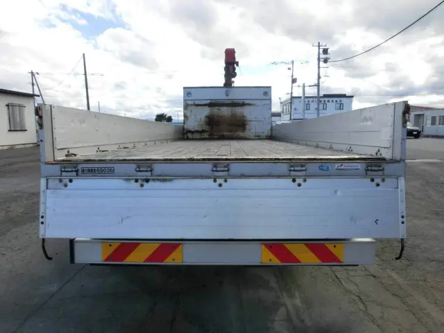 いすゞ フォワード LKG-FTR34S2(2WD)の写真7