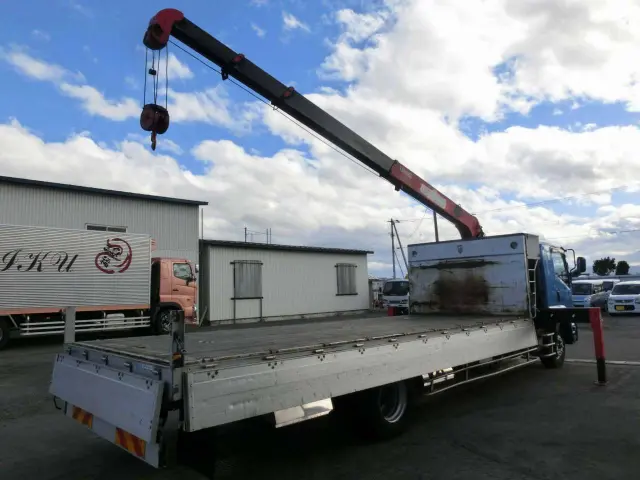 いすゞ フォワード LKG-FTR34S2(2WD)の写真10