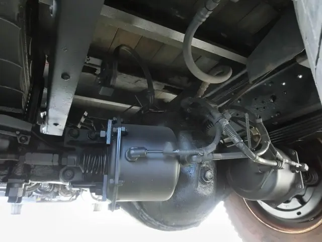 いすゞ フォワード LKG-FTR34S2(2WD)の写真13