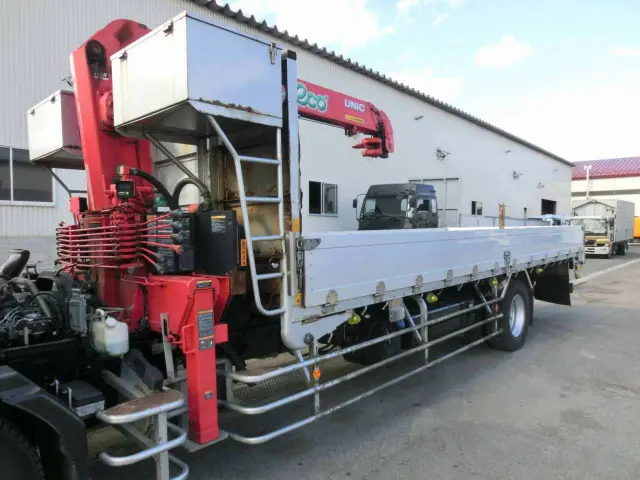 いすゞ フォワード LKG-FTR34S2(2WD)の写真16