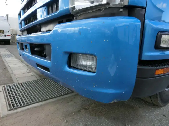 いすゞ フォワード LKG-FTR34S2(2WD)の写真17