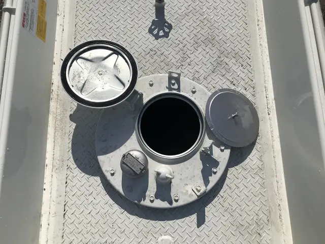 日野 デュトロ 2DG-XZU685M(4WD)の写真8