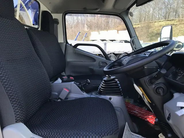 日野 デュトロ 2DG-XZU685M(4WD)の写真23