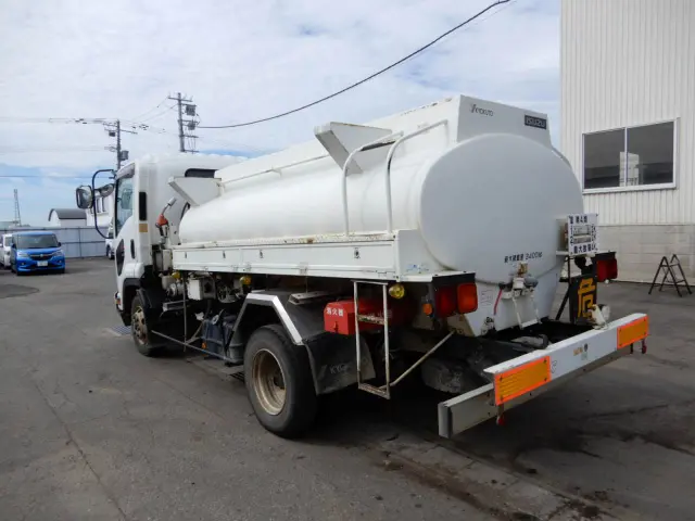 いすゞ フォワード PKG-FRR90S2(2WD)の写真4