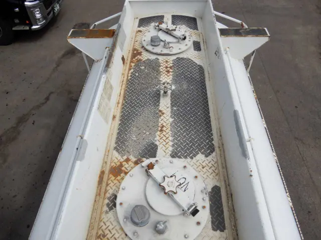 いすゞ フォワード PKG-FRR90S2(2WD)の写真7