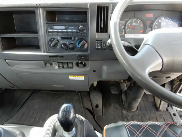 いすゞ フォワード PKG-FRR90S2(2WD)の写真23