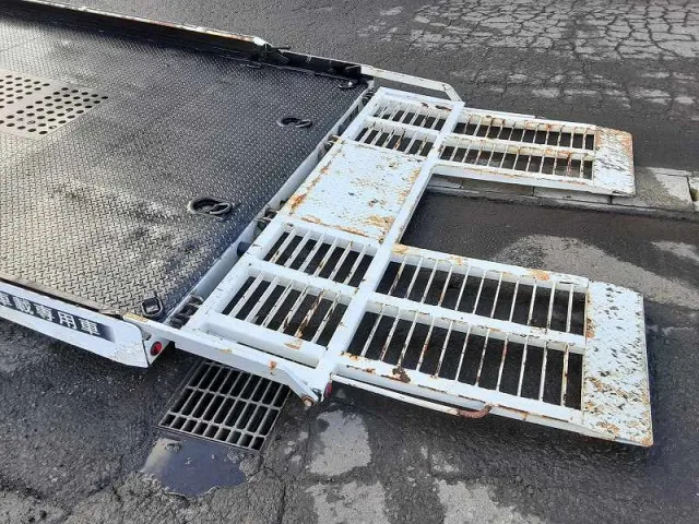 日野 デュトロ TDG-XZU730M(2WD)の写真17