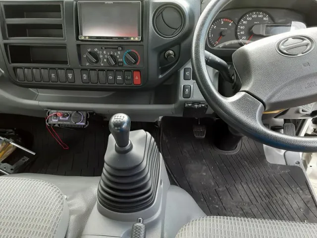 日野 デュトロ TDG-XZU730M(2WD)の写真23