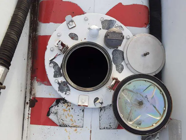 三菱 キャンター PA-FE73DB(2WD)の写真8