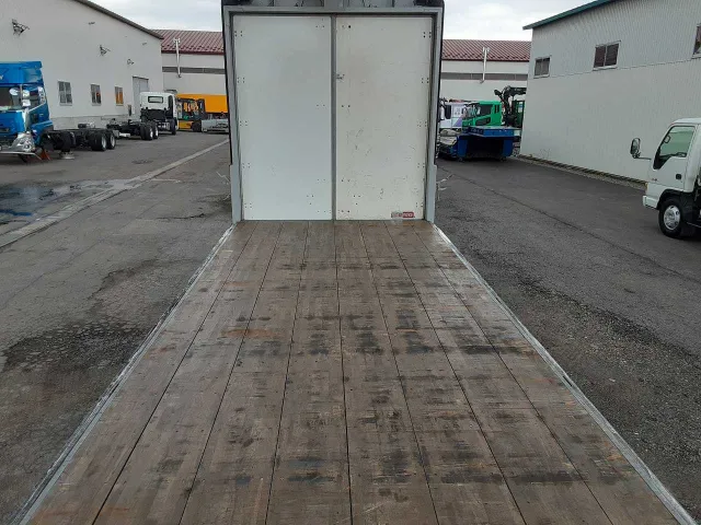 いすゞ フォワード 平成24年01月(2012/01)(2WD)の写真11