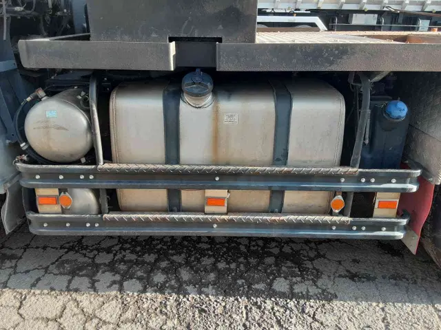 いすゞ ギガ QDG-EXZ52AJ(6x4)の写真12