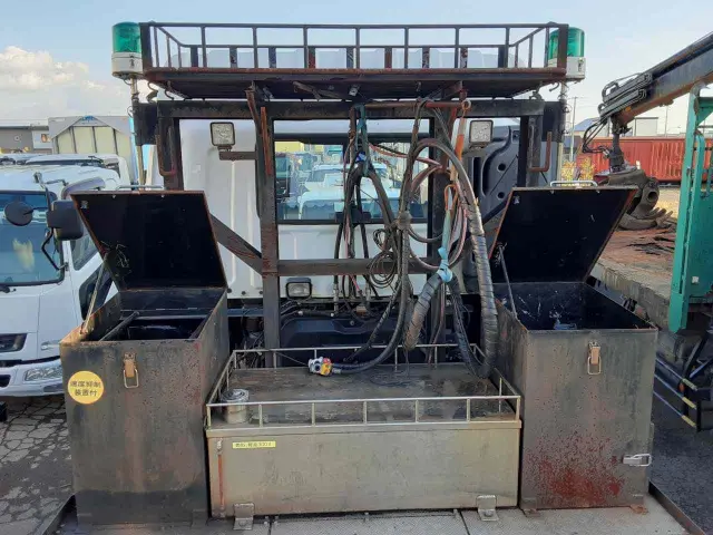 いすゞ ギガ QDG-EXZ52AJ(6x4)の写真17