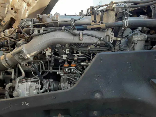 いすゞ ギガ QDG-EXZ52AJ(6x4)の写真19