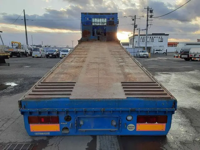 いすゞ ギガ PJ-CYZ51V6(6x4)の写真7