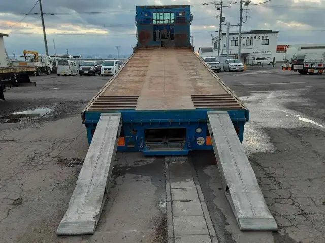 いすゞ ギガ PJ-CYZ51V6(6x4)の写真11