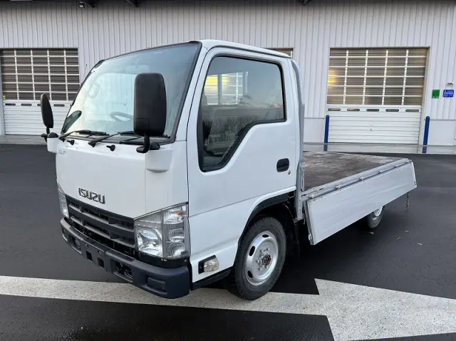 いすゞ エルフ TKG-NHS85A(4WD)の写真9