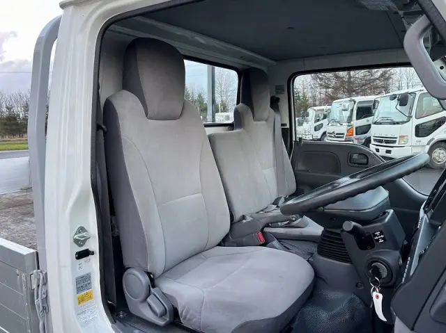 いすゞ エルフ TKG-NHS85A(4WD)の写真22